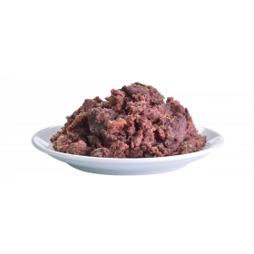 Холистична консервирана храна за кучета Brit Fresh Beef with Pumpkin със 68% прясно говеждо месо и 11% тиква